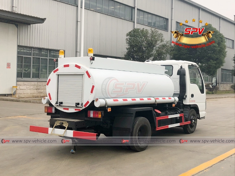 2,000 litres Mini Fuel Bowser ISUZU - RB